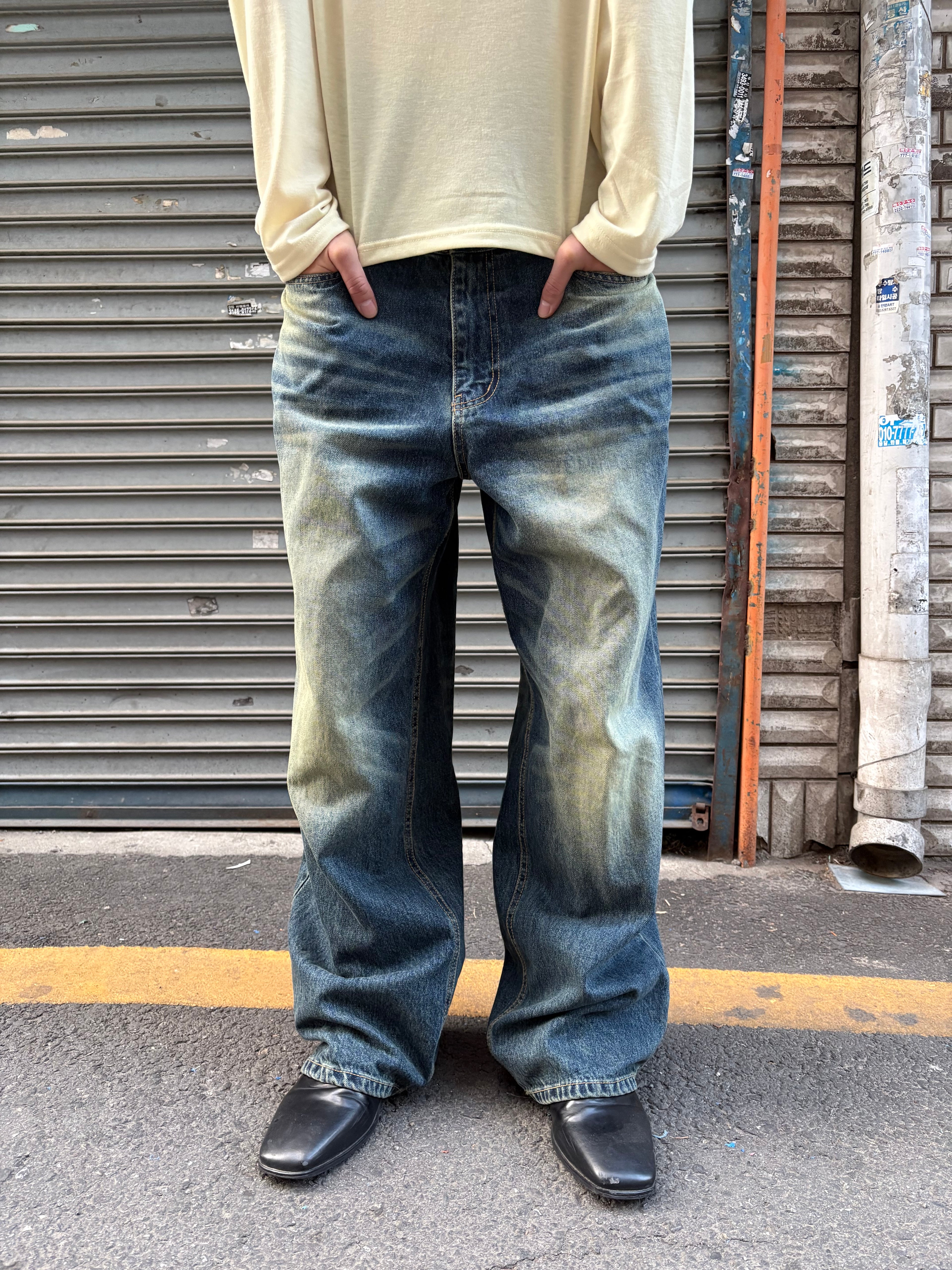 Washed Wide-Leg Denim Pants