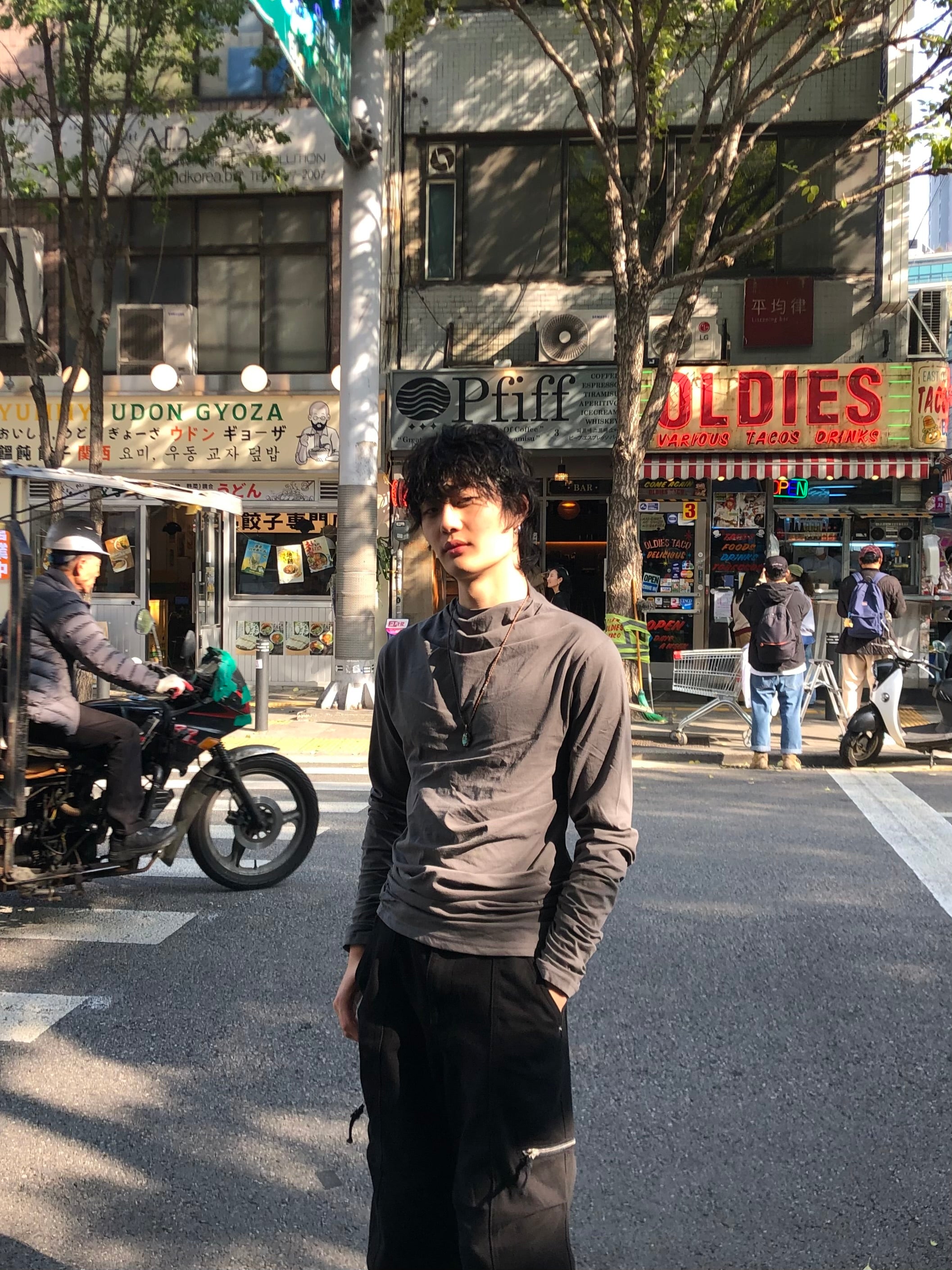 Soft Shirring Long Sleeve Top