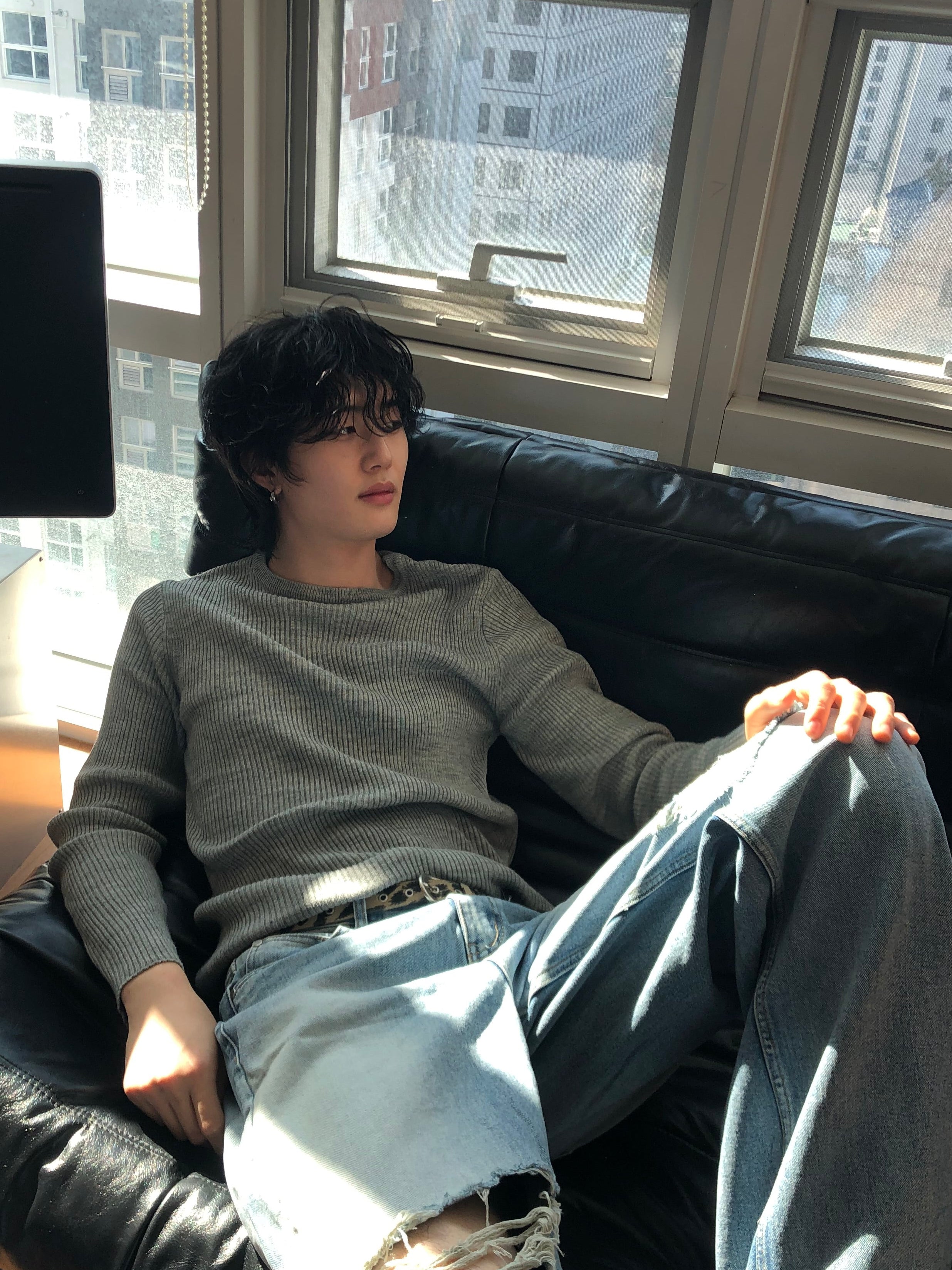 Milk‑Wash Distressed Wide Jeans