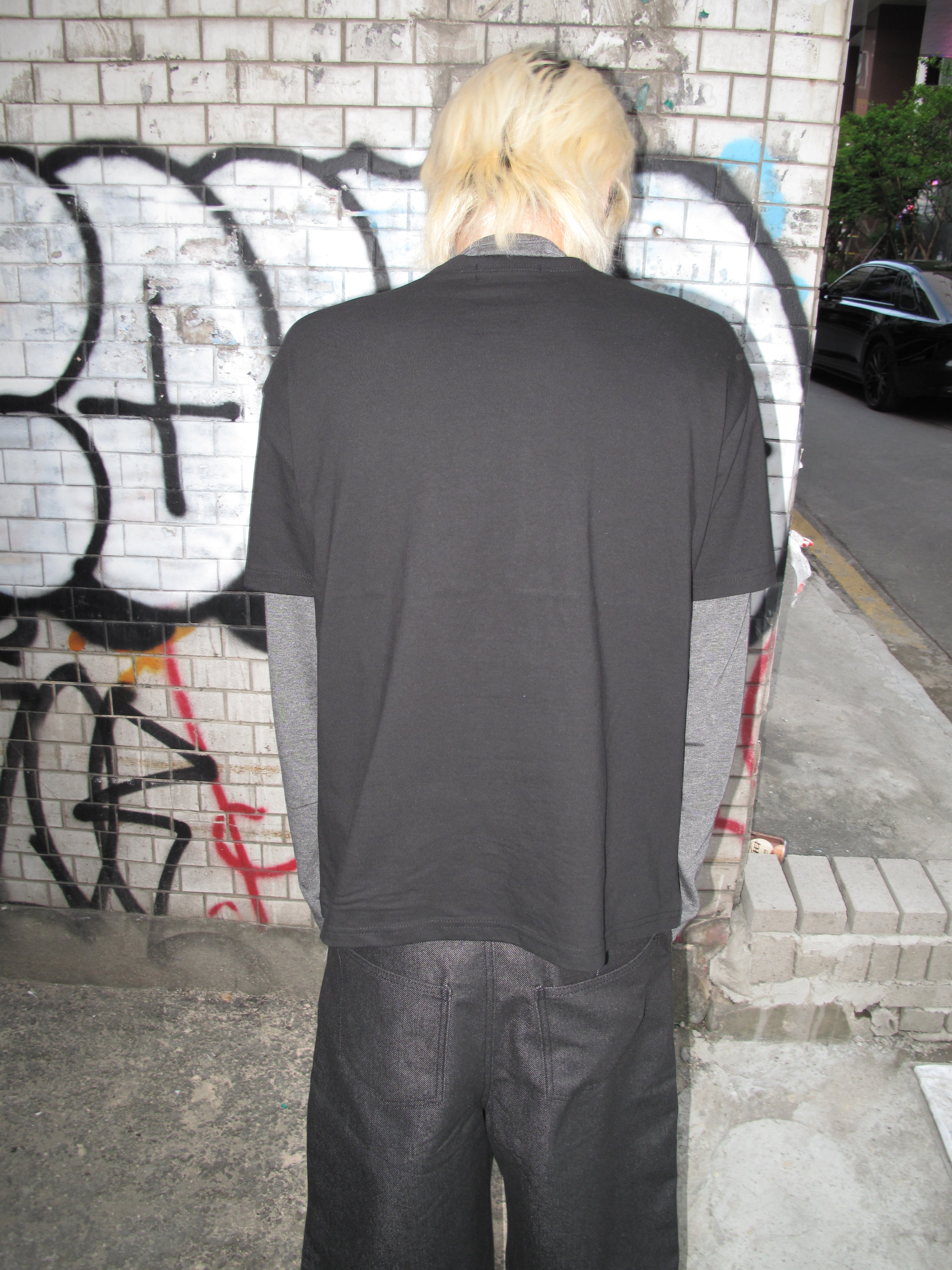 Bio-Washed Semi-Crop Graphic T-Shirt