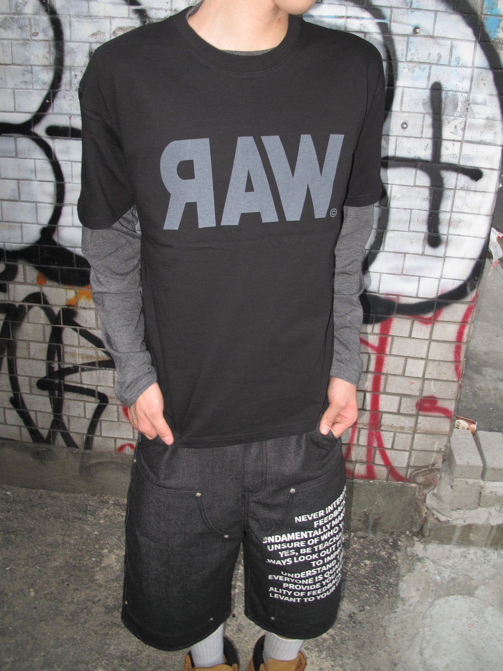Bio-Washed Semi-Crop Graphic T-Shirt