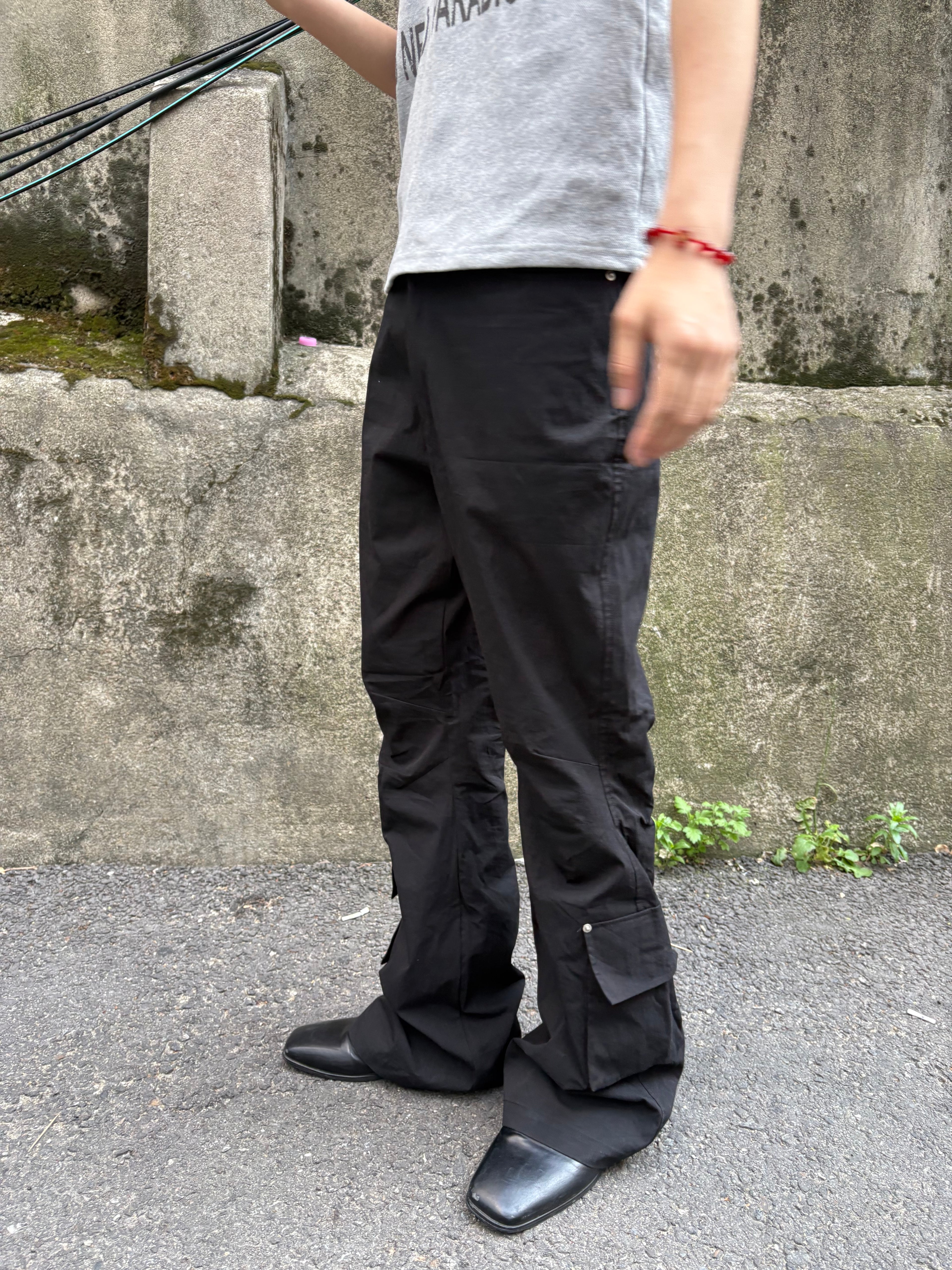Half-Banded Cargo Bootcut Pants