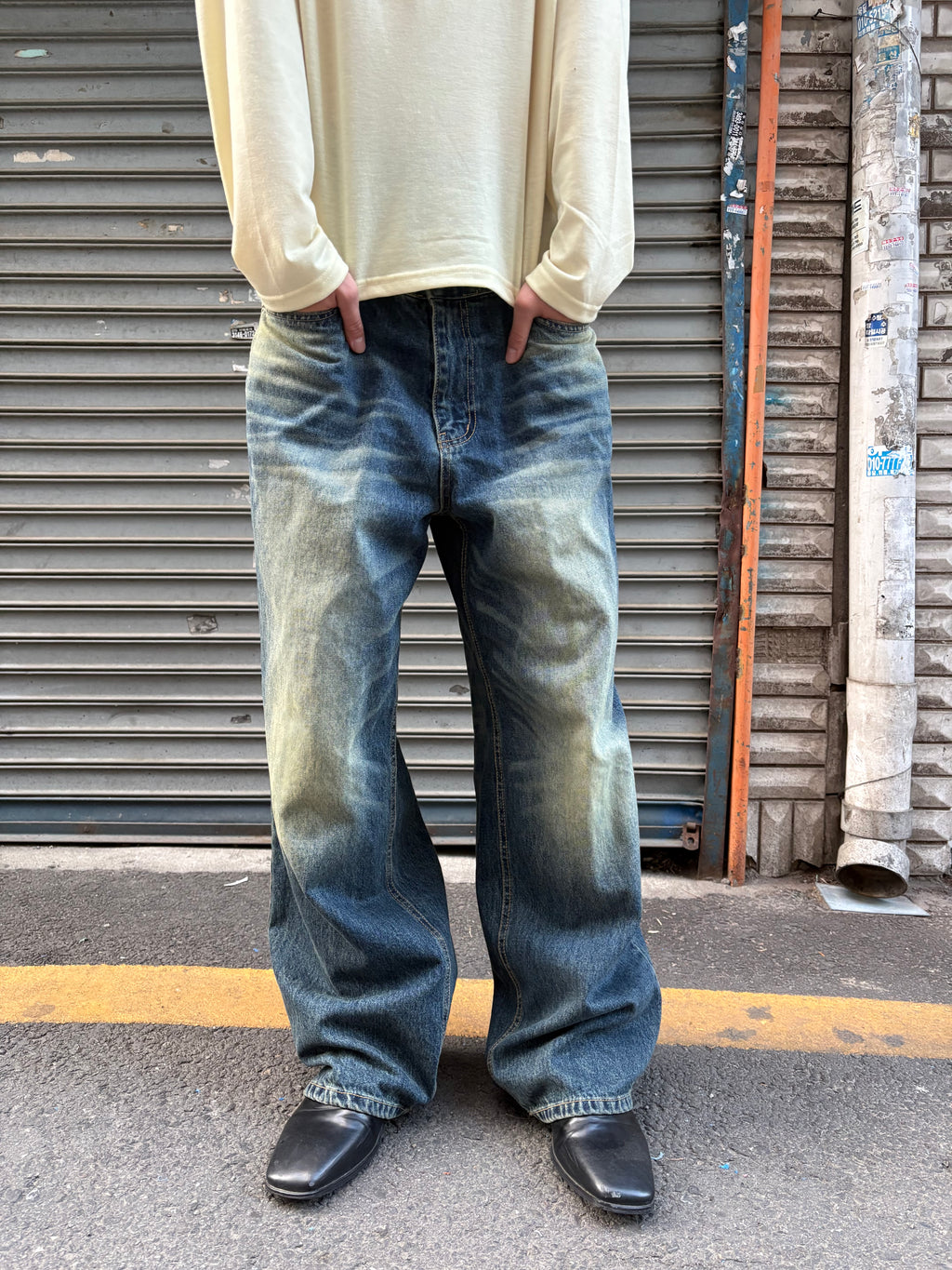 Washed Wide-Leg Denim Pants