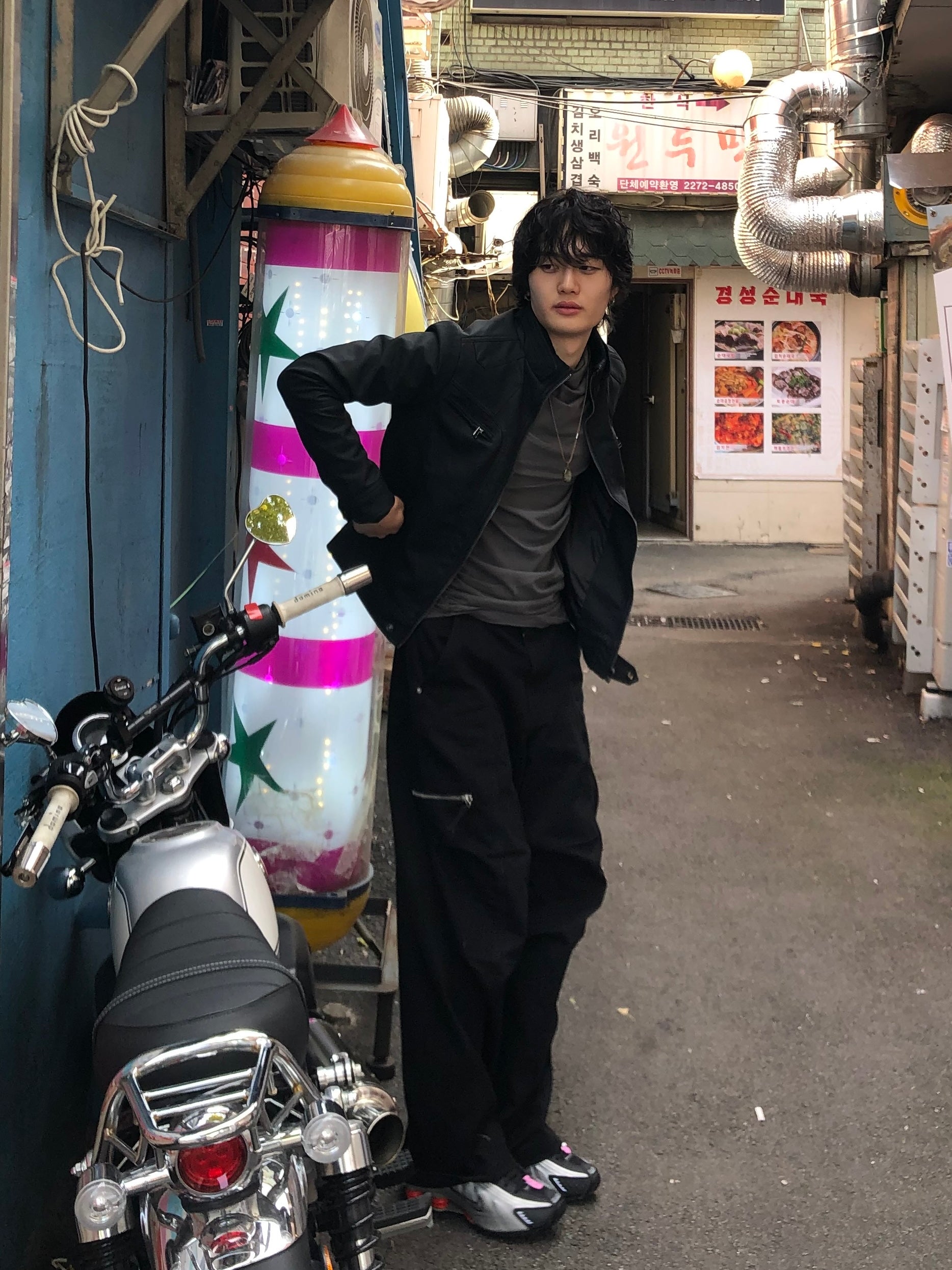 Y2k began leather biker jacket