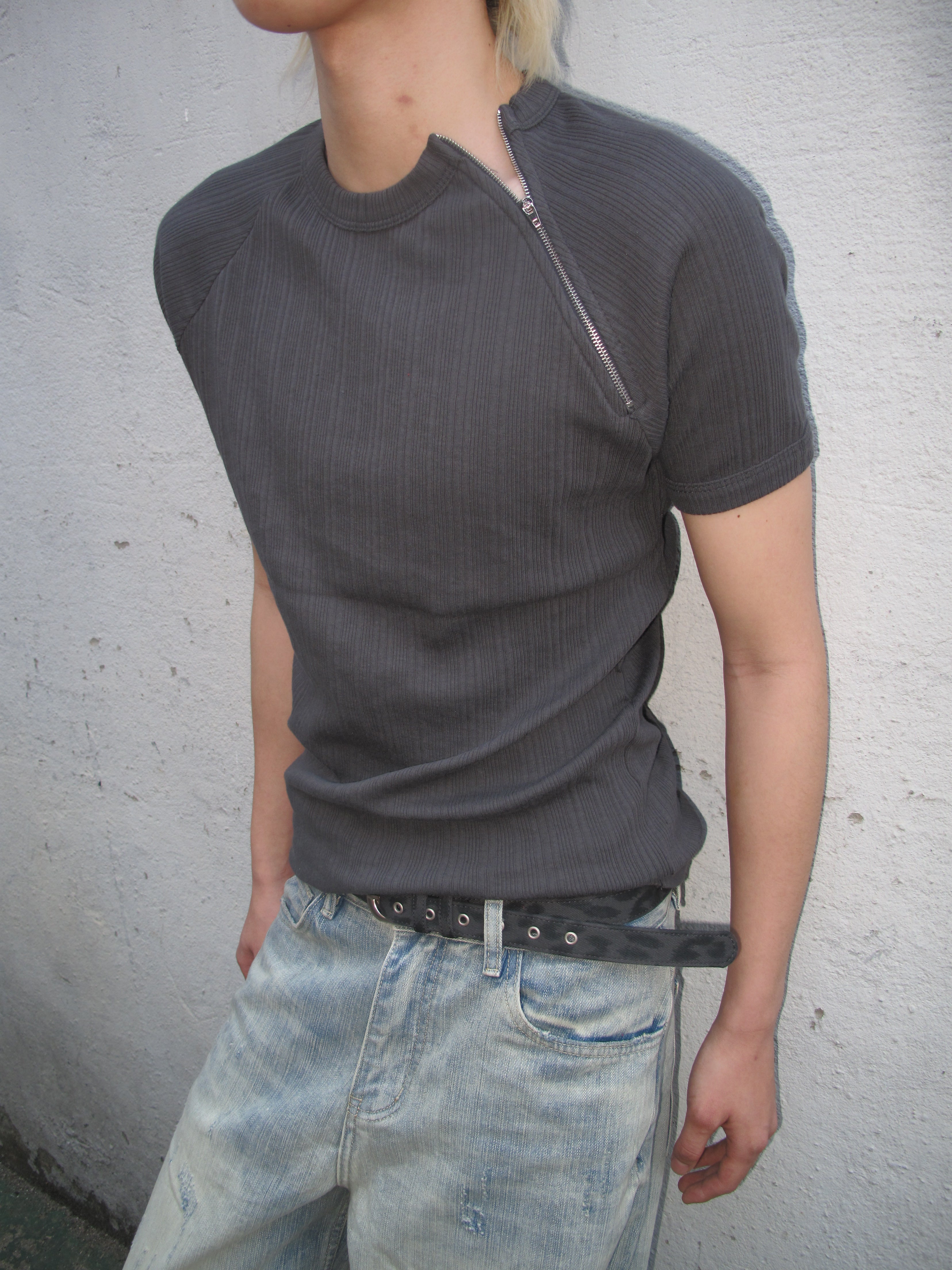 Side-Zip Ribbed Short Sleeve Knit Top