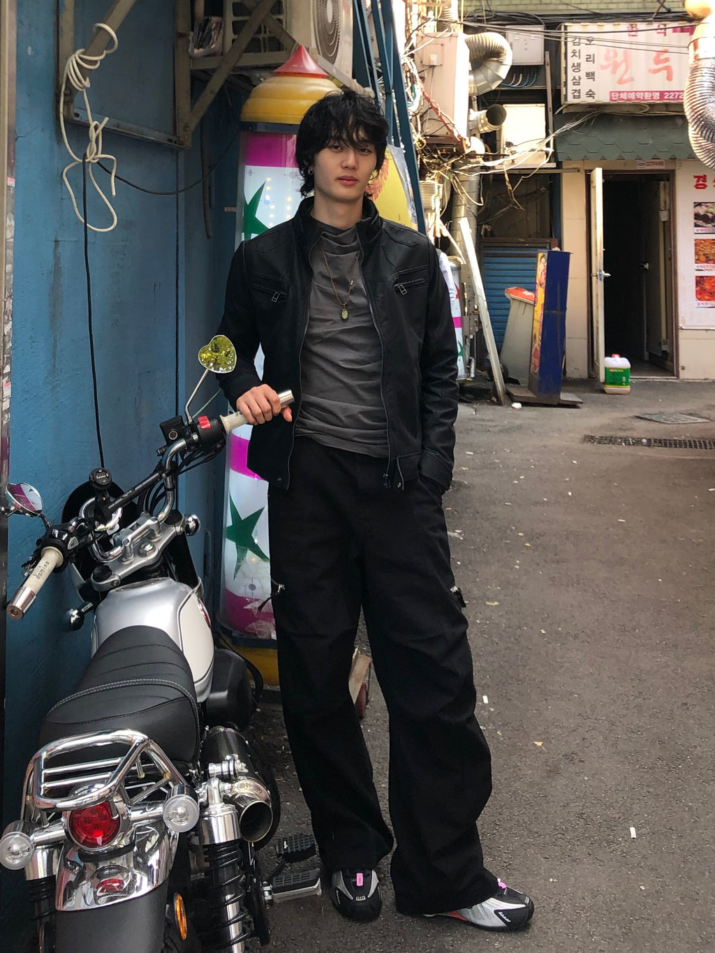 Y2k began leather biker jacket