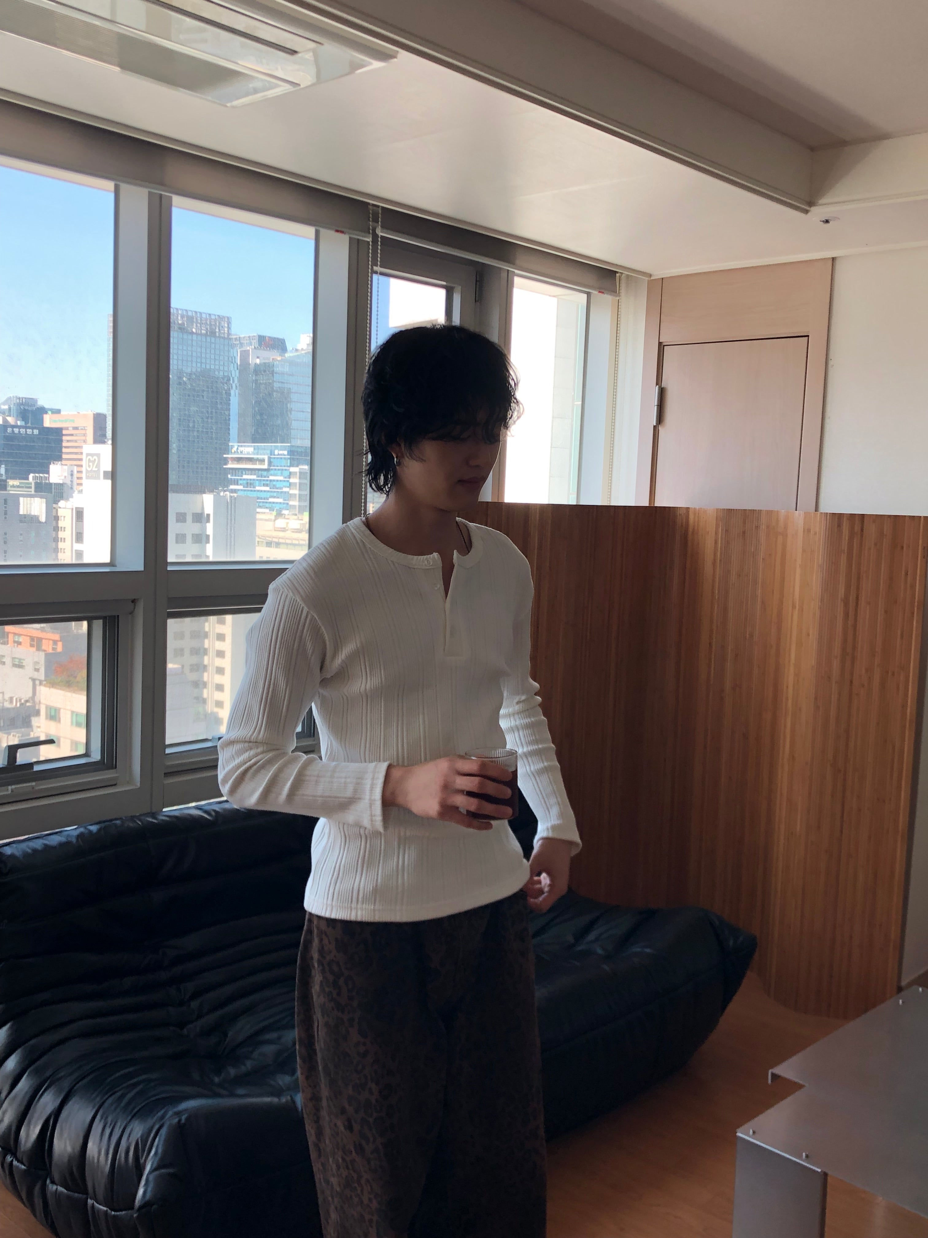 Slim Rib-Knit Henley Top(White)