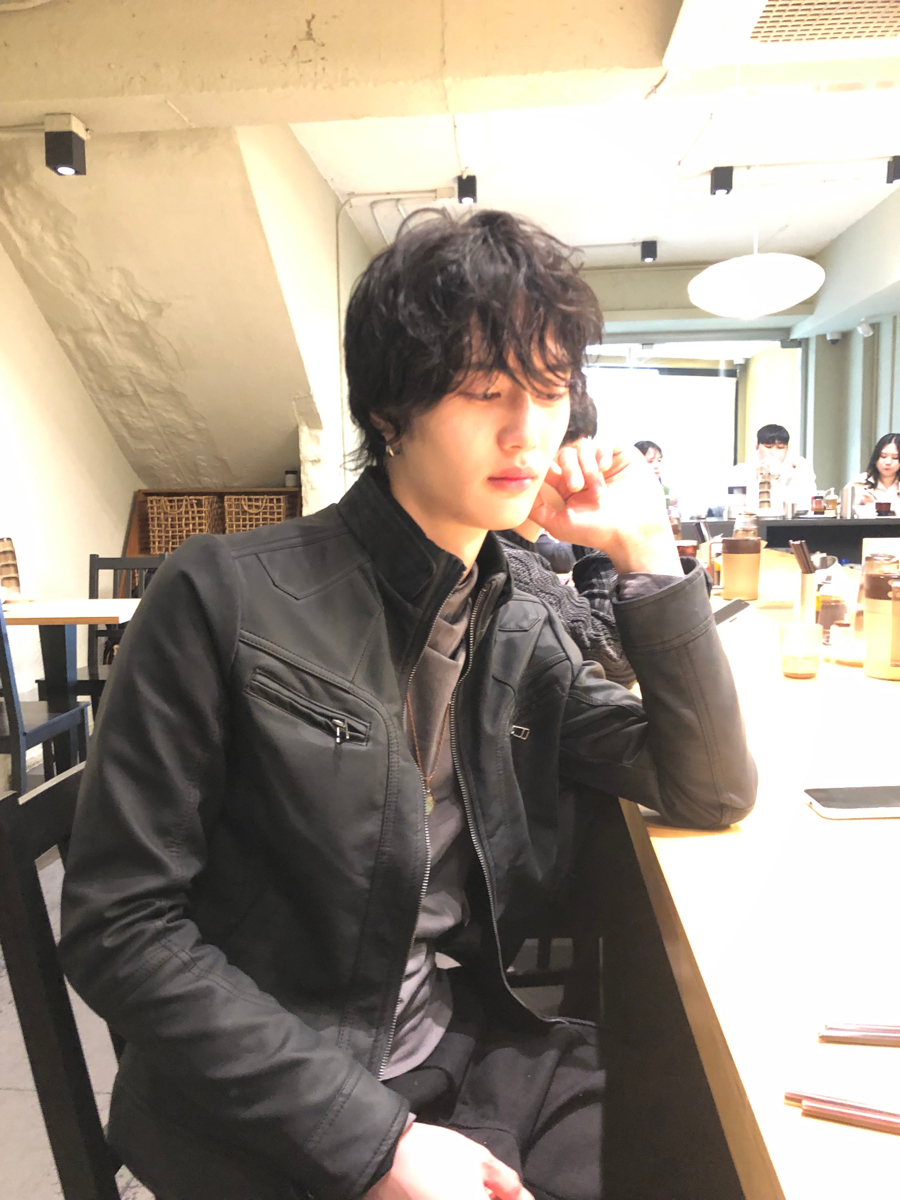 Y2k began leather biker jacket