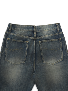 Oil-Wash Semi-Flare Jeans