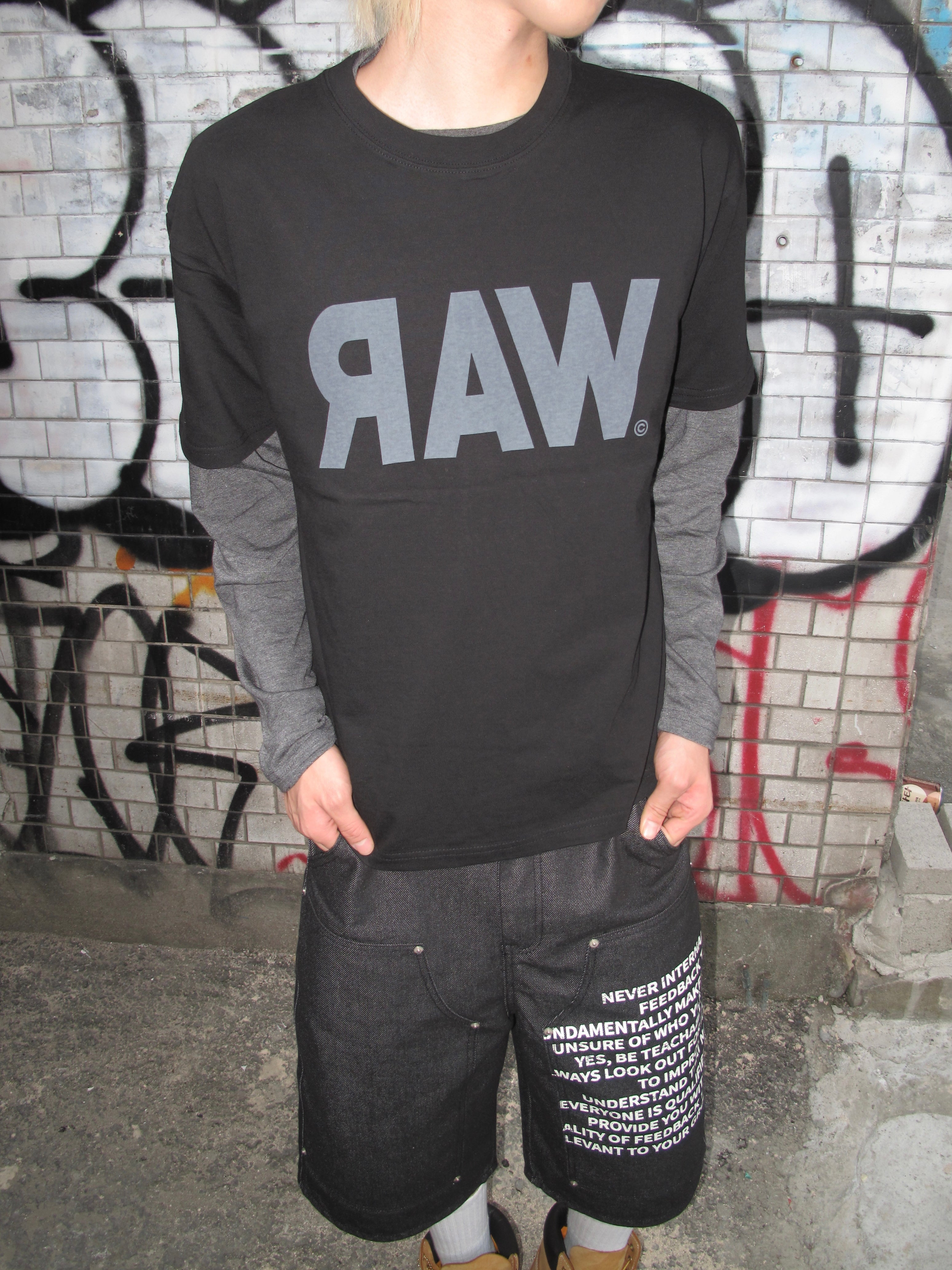 Bio-Washed Semi-Crop Graphic T-Shirt