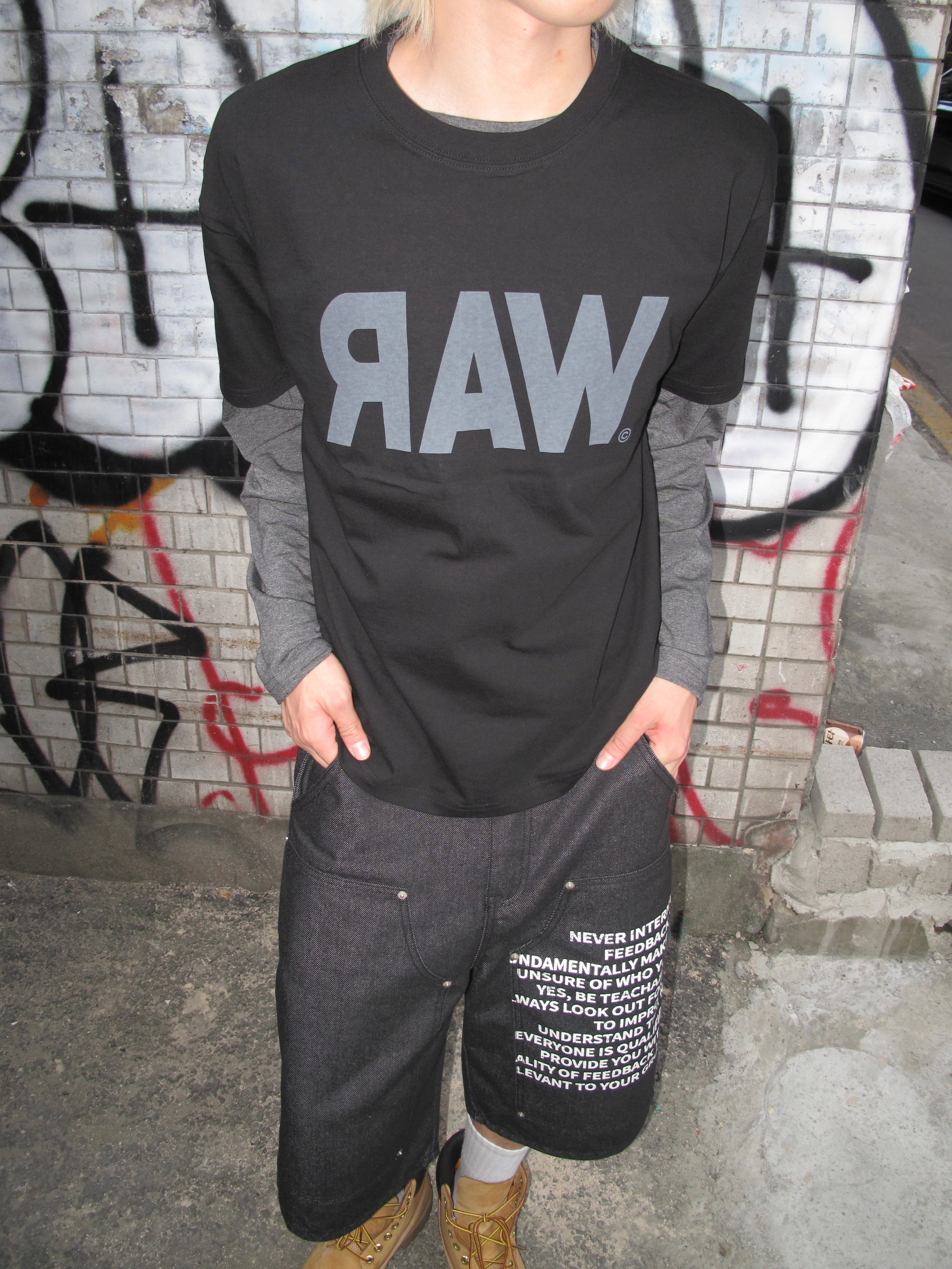 Bio-Washed Semi-Crop Graphic T-Shirt