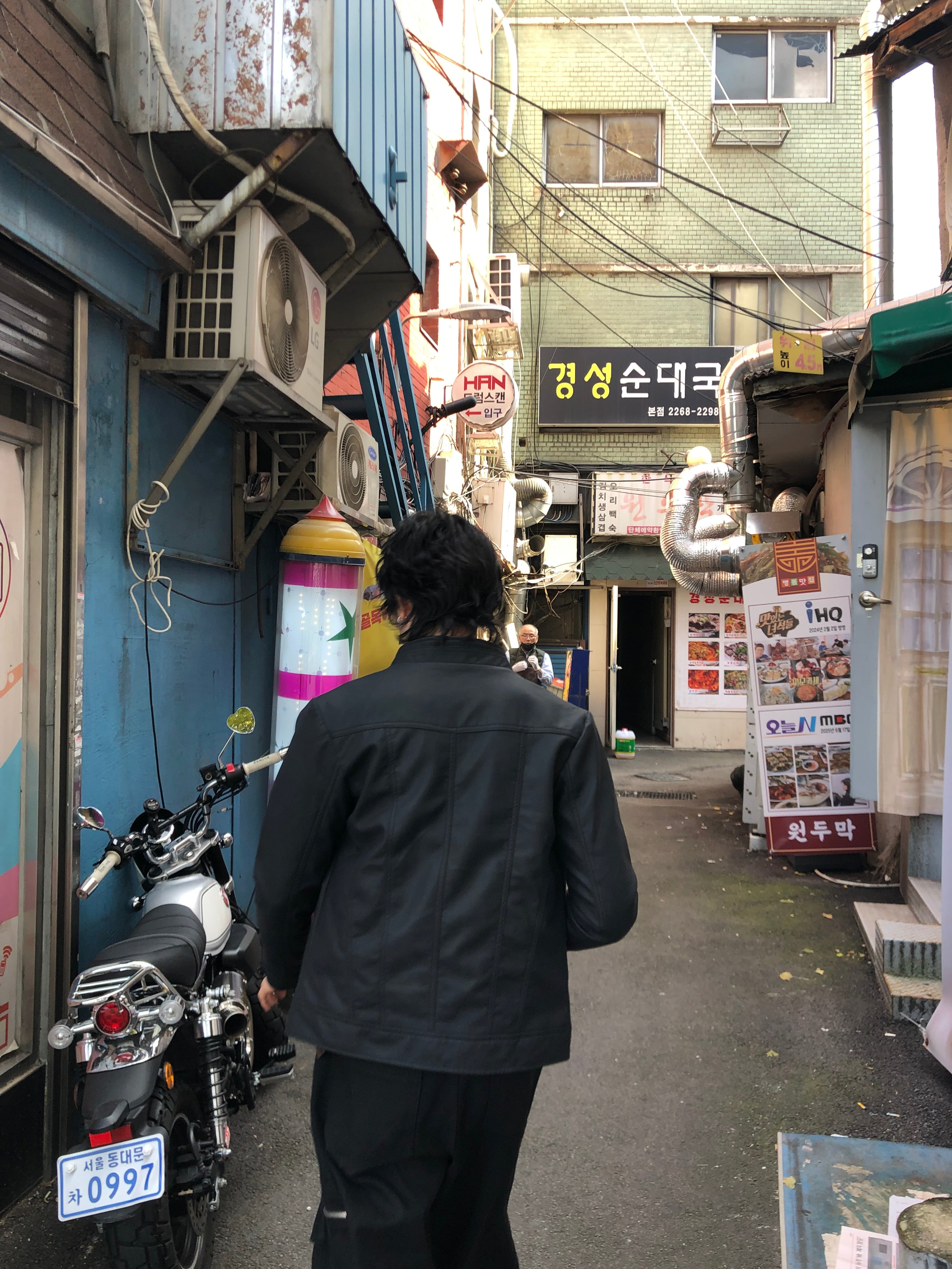 Y2k began leather biker jacket