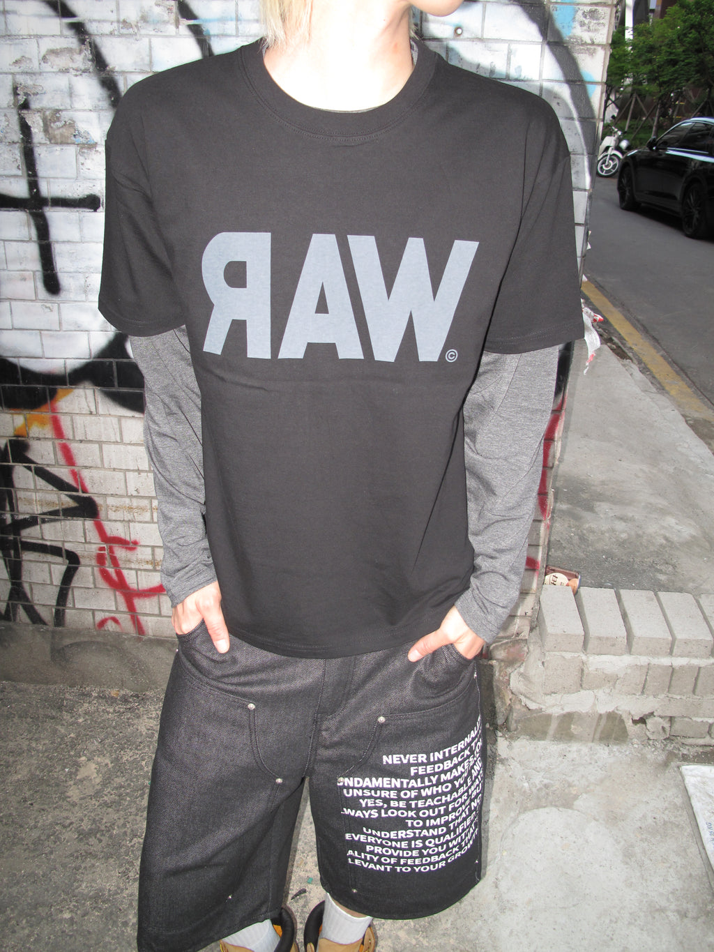 Bio-Washed Semi-Crop Graphic T-Shirt