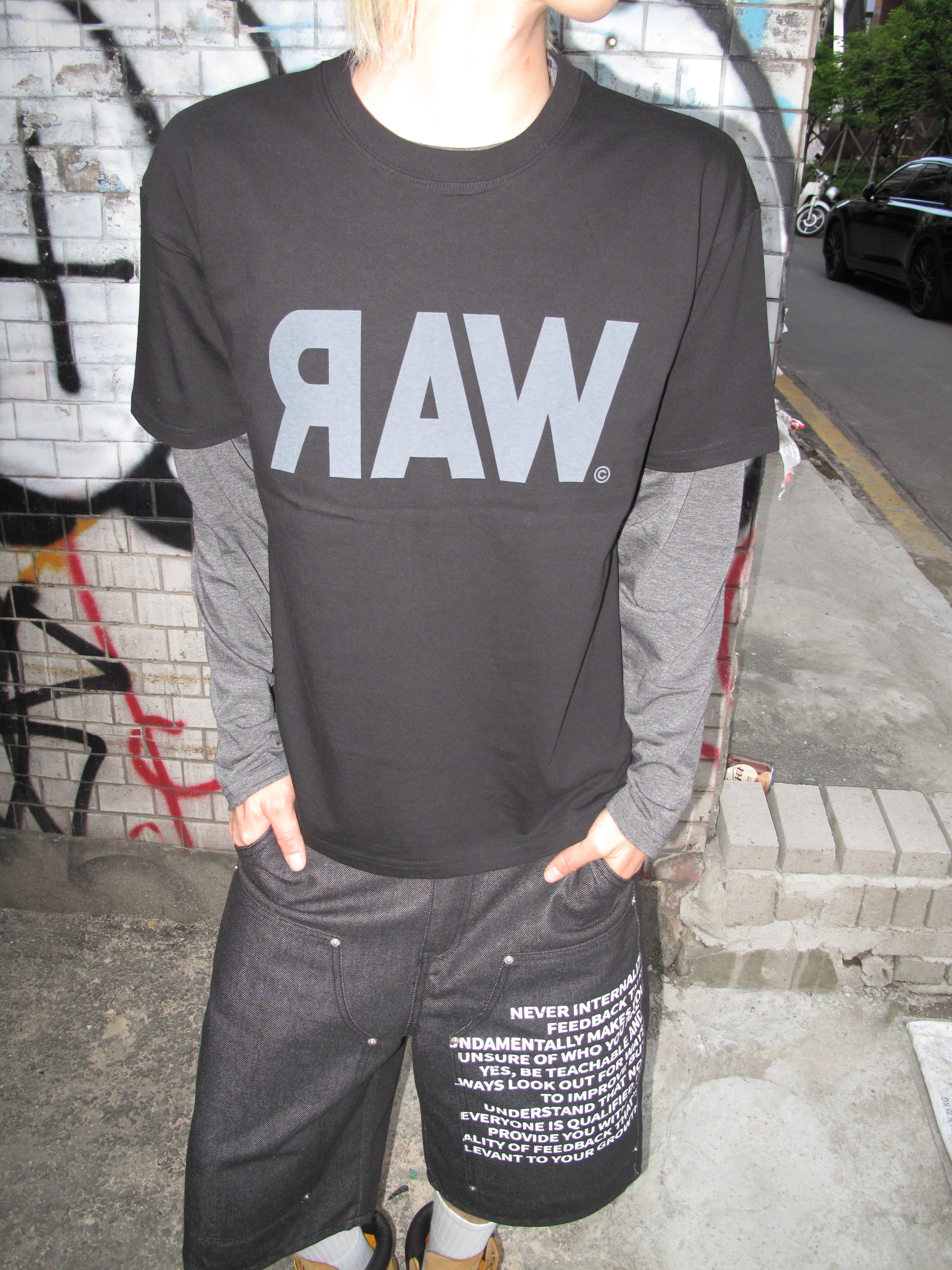 Bio-Washed Semi-Crop Graphic T-Shirt