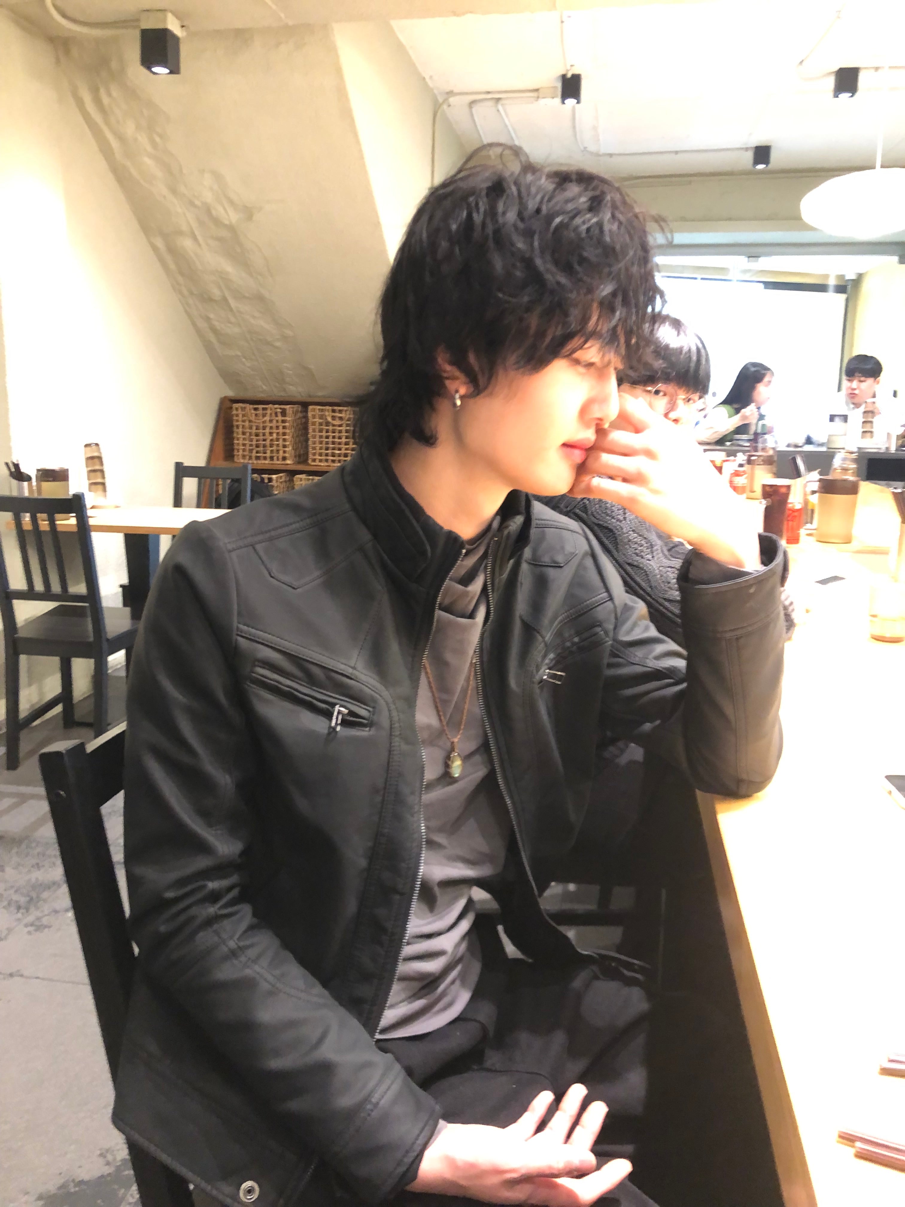 Y2k began leather biker jacket