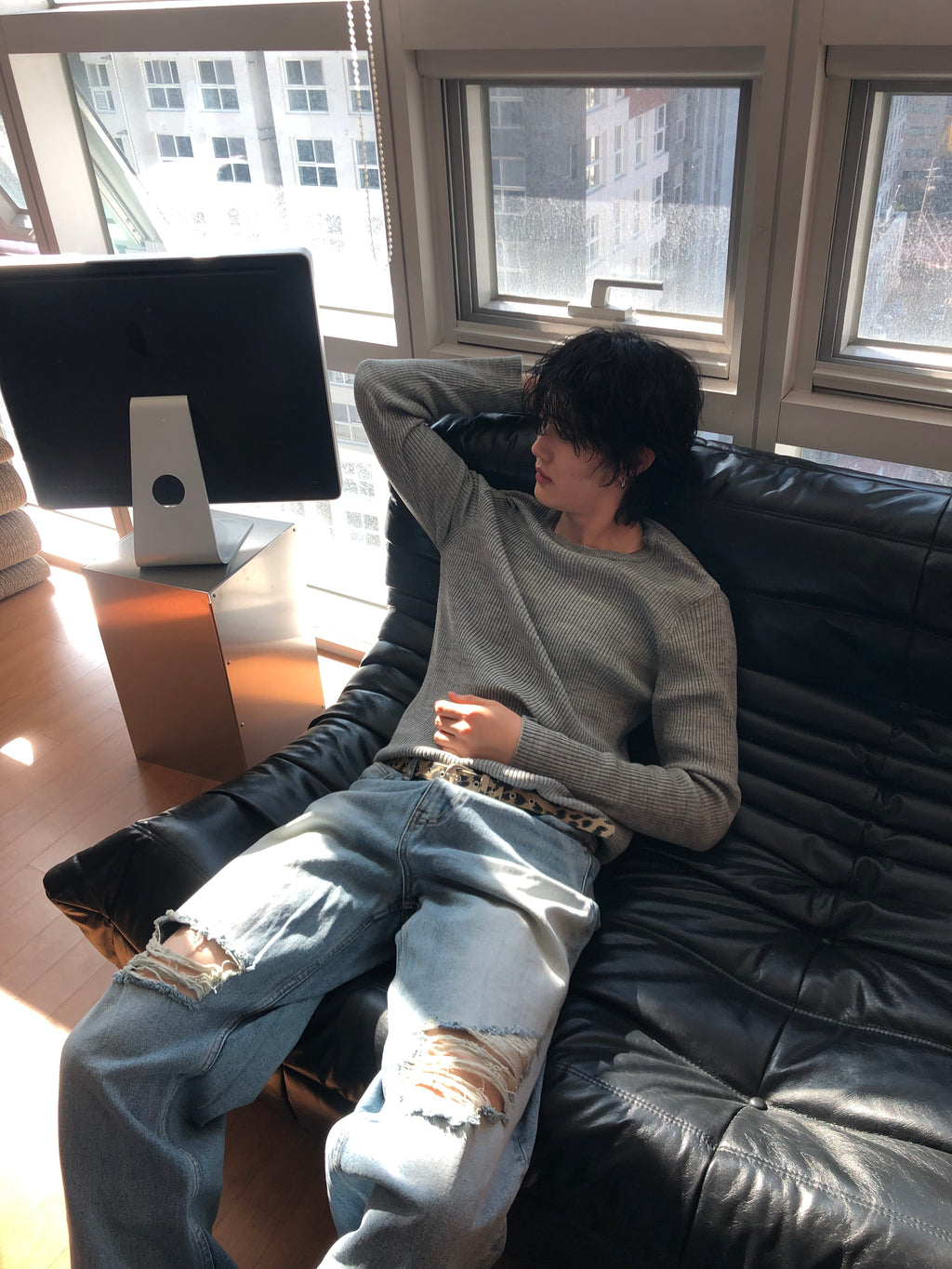 Milk‑Wash Distressed Wide Jeans