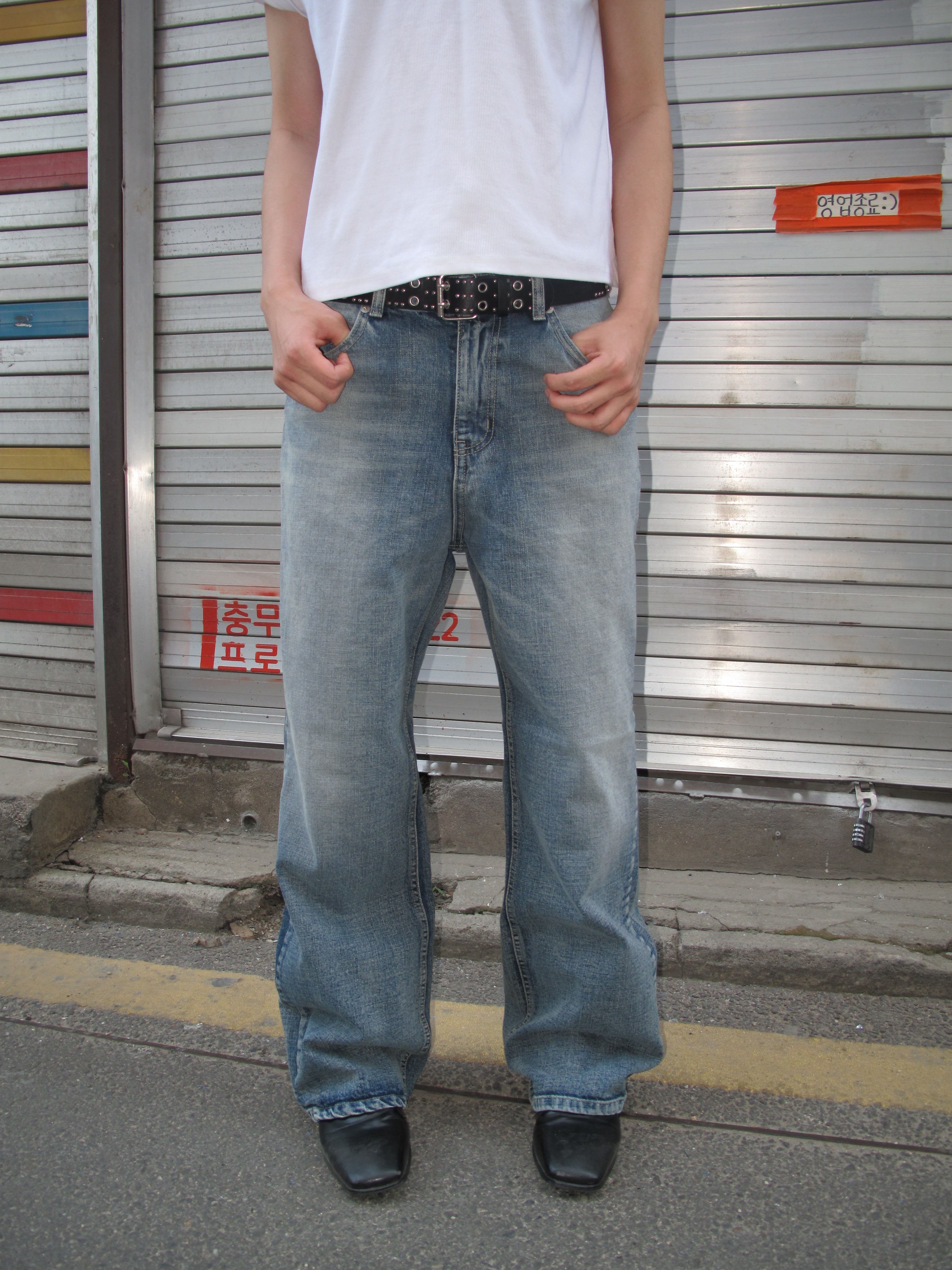 Brushed Mid-Wash Flare Denim Pants