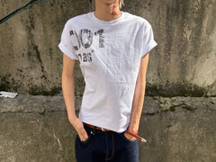 001 Crack Graphic Semi-Crop T-Shirt