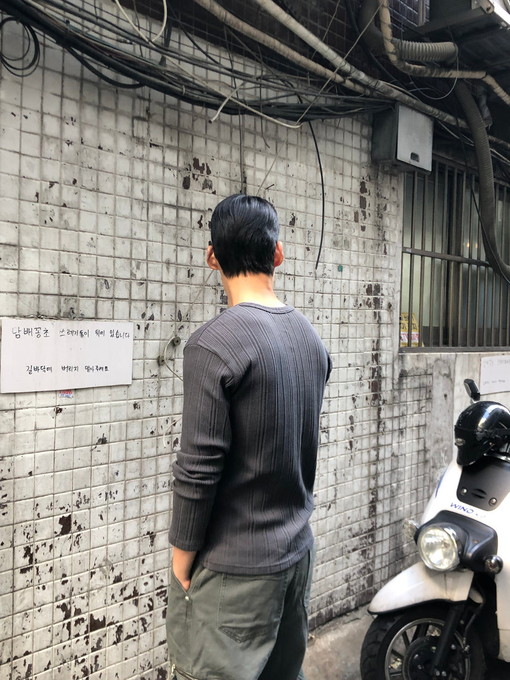 Slim Rib-Knit Henley Top(Gray)