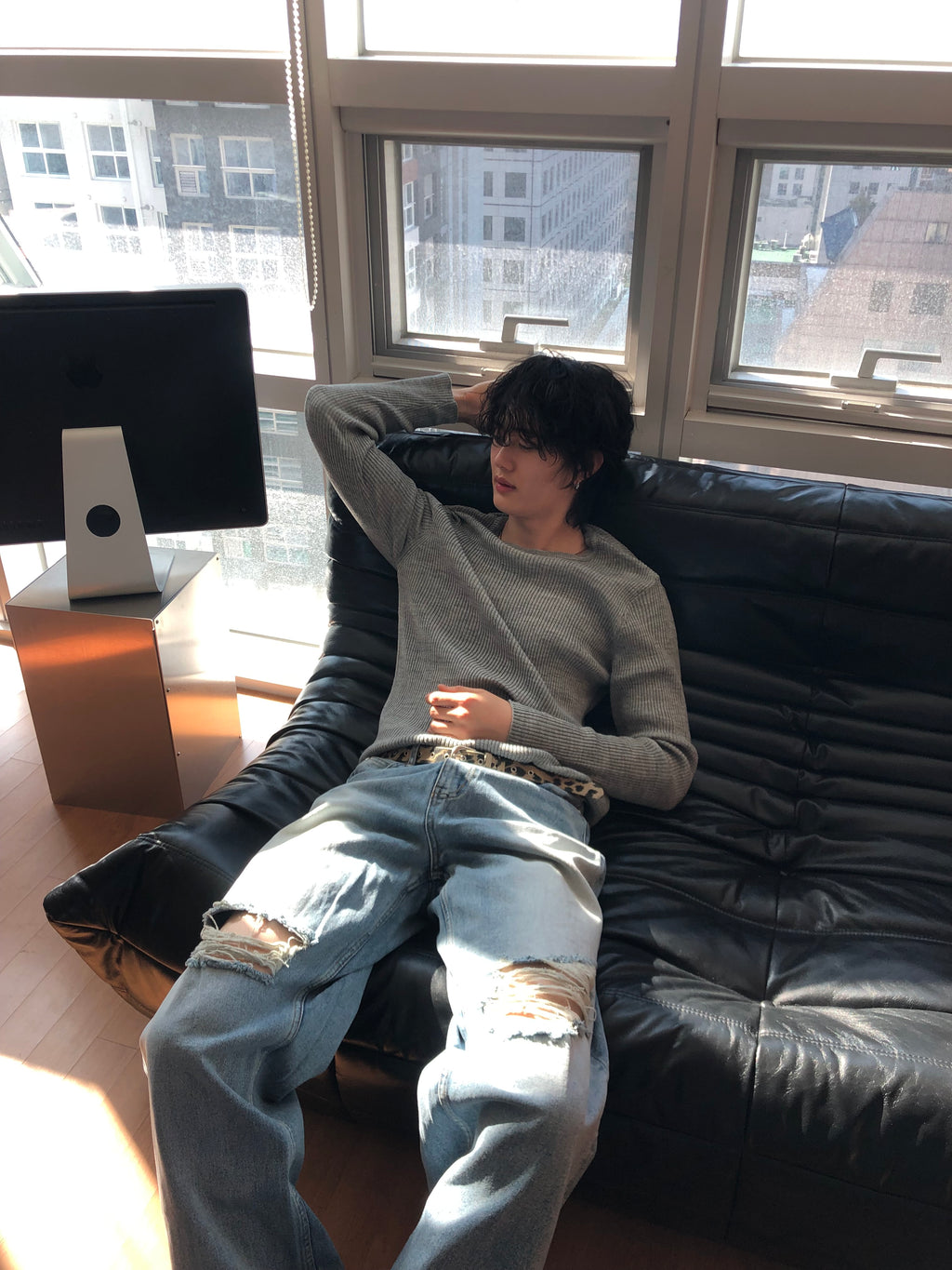 Milk‑Wash Distressed Wide Jeans