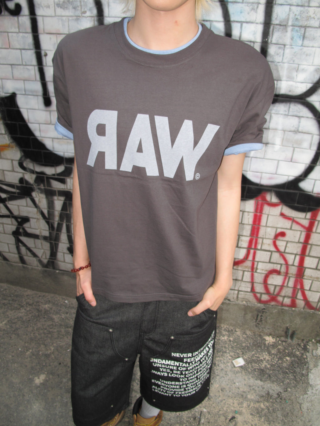 Bio-Washed Semi-Crop Graphic T-Shirt