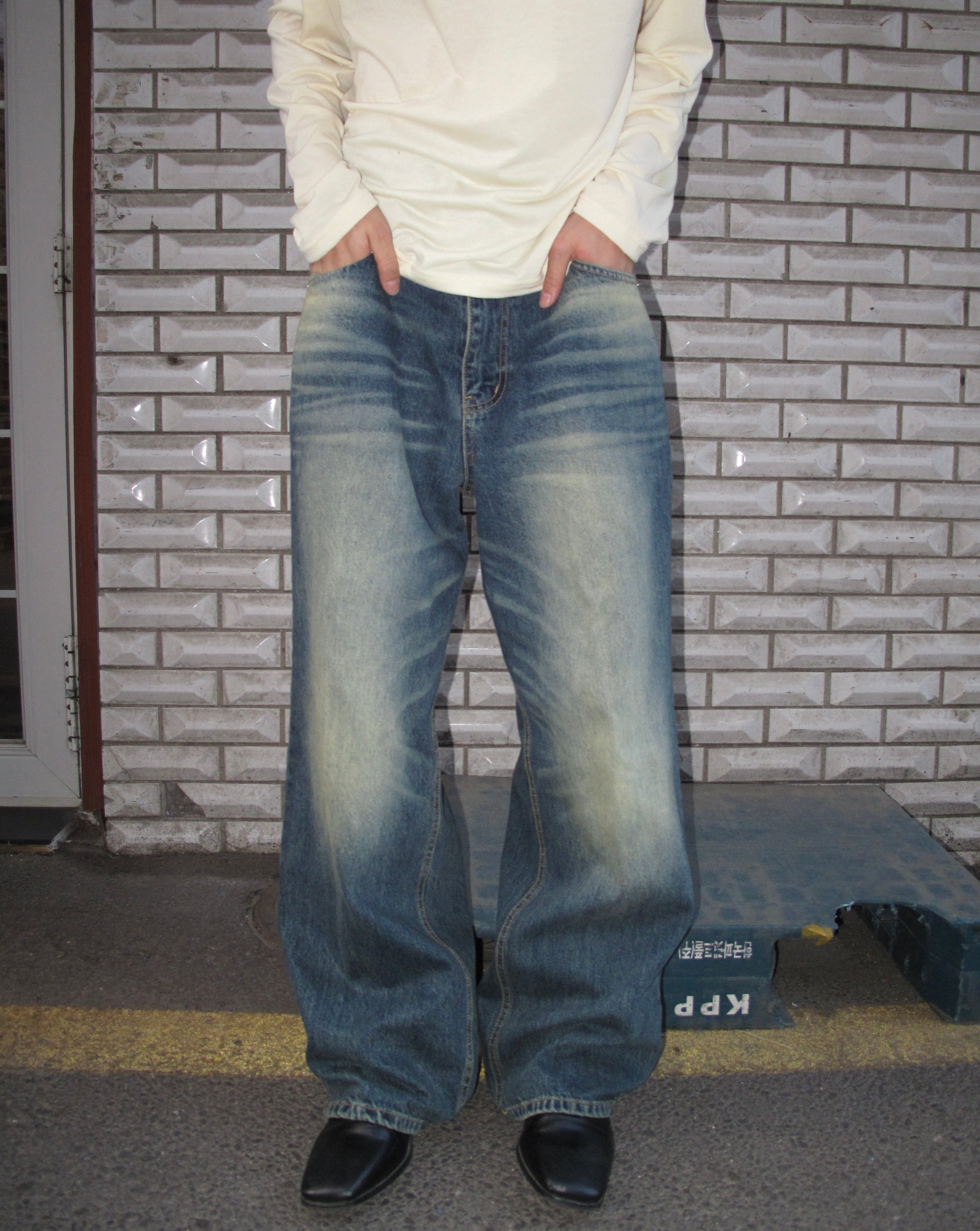 Washed Wide-Leg Denim Pants